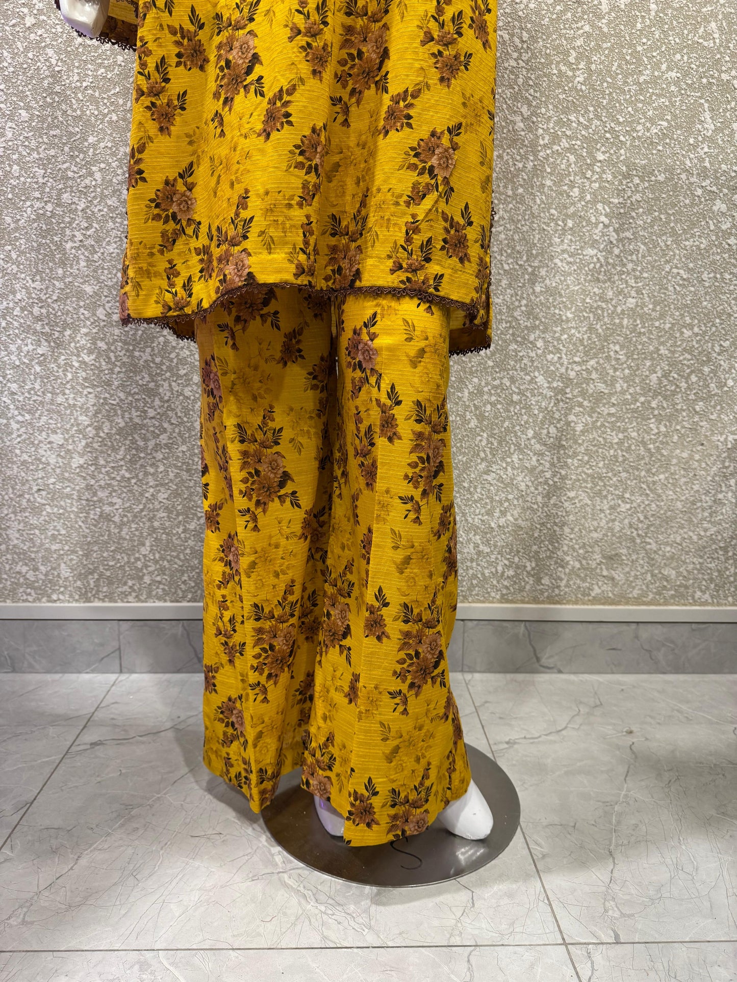 Ladies Executive Dressing
